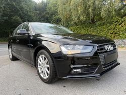 Schwarz Gebraucht 2015 Audi A4 Attraction Kombi | 13.900 € (Superpreis)