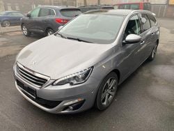 Gris artense Gebraucht 2016 Peugeot 308 Allure Kombi | 9.950 € (Fairer Preis)