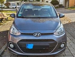 Grau Gebraucht 2015 Hyundai i10 Style Kleinwagen | 3.300 € (Guter Preis)