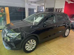 Schwarz (metallic) Gebraucht 2024 Seat Arona Style SUV | 21.900 € (Fairer Preis)