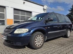 Blau Gebraucht 2003 Chrysler Grand Voyager Van / Kleinbus | 1.100 € (Etwas zu teuer)