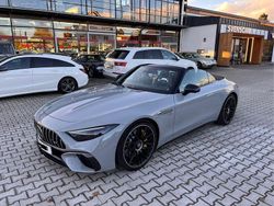 Grau Gebraucht 2023 Mercedes SL63 AMG AMG Cabrio | 164.000 €