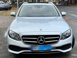 Silber Gebraucht 2020 Mercedes E300 Kombi | 27.700 € (Superpreis)