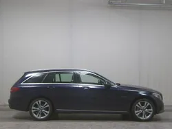 Blau Gebraucht 2019 Mercedes C300e Avantgarde Kombi | 18.980 € (Superpreis)