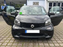 Schwarz Gebraucht 2017 Smart ForTwo Coupé Kleinwagen | 13.200 € (Etwas zu teuer)