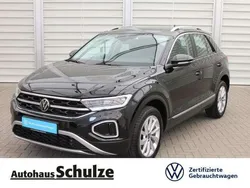 Schwarz Gebraucht 2023 VW T-Roc Style SUV | 27.990 € (Fairer Preis)