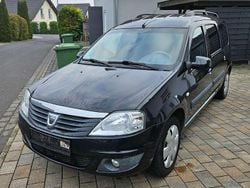 Schwarz Gebraucht 2011 Dacia Logan MCV Lauréate Kombi | 2.600 € (Fairer Preis)