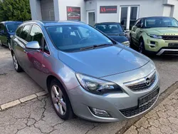 Silber Gebraucht 2011 Opel Astra Sport Kombi | 3.990 € (Fairer Preis)