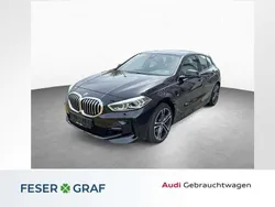 Black sapphire metallic Gebraucht 2021 BMW 118 M Sport Kleinwagen | 22.890 € (Fairer Preis)