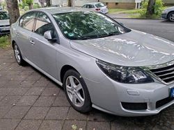 Silber Gebraucht 2011 Renault Latitude Limousine | 5.000 €