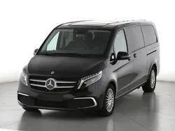 Obsidianschwarz metallic Gebraucht 2023 Mercedes V300 Avantgarde Edition Van / Kleinbus | 55.910 € (Superpreis)