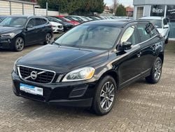 Black solid (stone) / solid Gebraucht 2013 Volvo XC60 Pro SUV | 14.990 € (Fairer Preis)