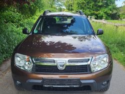 Braun Gebraucht 2010 Dacia Duster SUV | 7.200 € (Fairer Preis)