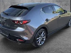 Grau Gebraucht 2020 Mazda 3 Limousine | 19.790 € (Fairer Preis)