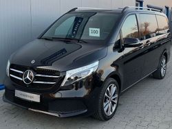 Schwarz Gebraucht 2021 Mercedes V300 Van / Kleinbus | 53.199 € (Fairer Preis)