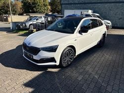 Candyweiß Gebraucht 2023 Skoda Scala Monte Carlo Kleinwagen | 21.145 € (Fairer Preis)