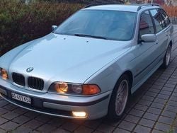 Grün Gebraucht 1998 BMW 540 Performance Kombi | 22.900 €
