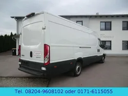 Weiß Gebraucht 2023 Iveco Daily Limousine | 26.900 € (Superpreis)