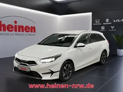 Andere farbe Gebraucht 2024 Kia Ceed Kombi | 25.939 € (Guter Preis)