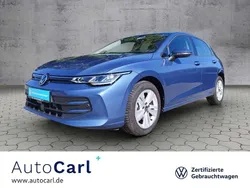 Anemonenblau metallic Gebraucht 2024 VW Golf VIII Life Limousine | 23.980 € (Fairer Preis)