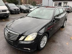 Schwarz Gebraucht 2010 Mercedes E200 Limousine | 4.900 € (Fairer Preis)