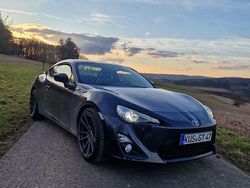 Grau Gebraucht 2013 Toyota GT86 GT Coupé | 20.990 € (Fairer Preis)