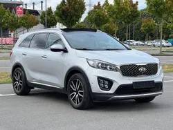Silber Gebraucht 2017 Kia Sorento 3 SUV | 12.990 € (Etwas zu teuer)