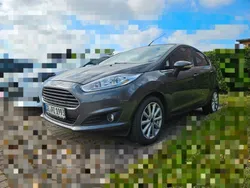 Grau Gebraucht 2016 Ford Fiesta Titanium Kleinwagen | 7.000 € (Fairer Preis)