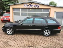 Obsidianschwarz metalliclack Gebraucht 2005 Mercedes E200 Sport Kombi | 5.990 € (Fairer Preis)