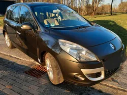 Schwarz Gebraucht 2009 Renault Scénic III Van / Kleinbus | 3.350 € (Superpreis)