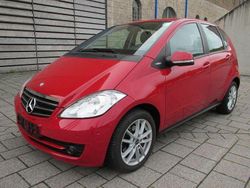 Rot Gebraucht 2009 Mercedes A150 Limousine | 5.950 € (Guter Preis)