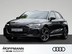 Grau Neu 2025 Audi A3 Sportback e-tron S-Line Limousine | 44.890 € (Guter Preis)