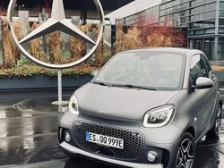 Grau Gebraucht 2024 Smart ForTwo Electric Drive Prime Kleinwagen | 16.900 € (Etwas zu teuer)