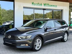 Grau Gebraucht 2017 VW Passat Kombi | 9.300 € (Guter Preis)