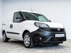 Weiß Gebraucht 2021 Fiat Doblò Van / Kleinbus | 9.840 € (Fairer Preis)