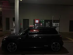 Grau Gebraucht 2019 Mini John Cooper Works Kleinwagen | 23.000 € (Guter Preis)