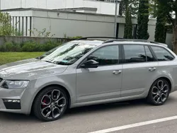Grau Gebraucht 2016 Skoda Octavia RS Kombi | 17.500 € (Fairer Preis)