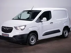 Weiß Gebraucht 2020 Opel Combo Edition Van / Kleinbus | 8.999 € (Superpreis)