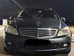Grau Gebraucht 2010 Mercedes 200 Limousine | 1.900 € (Fairer Preis)