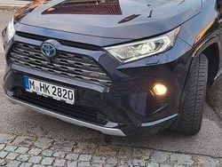 Blau Gebraucht 2020 Toyota RAV4 Hybrid SUV | 28.500 € (Guter Preis)