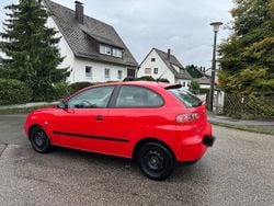 Rot Gebraucht 2003 Seat Ibiza Kleinwagen | 650 € (Superpreis)