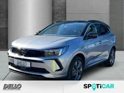 Kontrast grau/quarz silber Gebraucht 2023 Opel Grandland X Elegance SUV | 27.960 € (Fairer Preis)