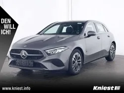Mountaingrau met. Gebraucht 2024 Mercedes A180 Advanced Kleinwagen | 30.590 € (Fairer Preis)