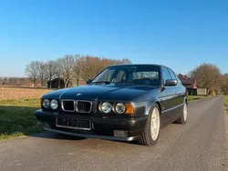 Grau Gebraucht 1994 BMW 530 Limousine | 13.999 €