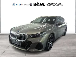 Grau Neu 2025 BMW 520 M Sport Kombi | 60.490 € (Guter Preis)