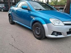 Blau Gebraucht 2004 Opel Tigra Cabrio | 1.650 € (Guter Preis)