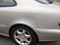 Silber Gebraucht 2000 Mercedes CLK230 Coupé | 2.500 € (Fairer Preis)