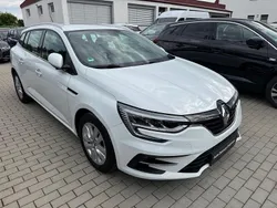 Weiß Gebraucht 2021 Renault Mégane GrandTour Zen Kombi | 12.500 € (Fairer Preis)