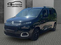 Noir onyx Gebraucht 2021 Citroën Berlingo Feel Van / Kleinbus | 21.890 € (Fairer Preis)