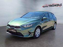 Grün Gebraucht 2025 Kia Ceed Comfort Limousine | 22.980 € (Fairer Preis)